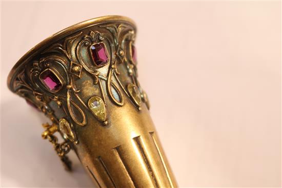A jewelled silver-gilt posy holder, c.1865, 4.25in.